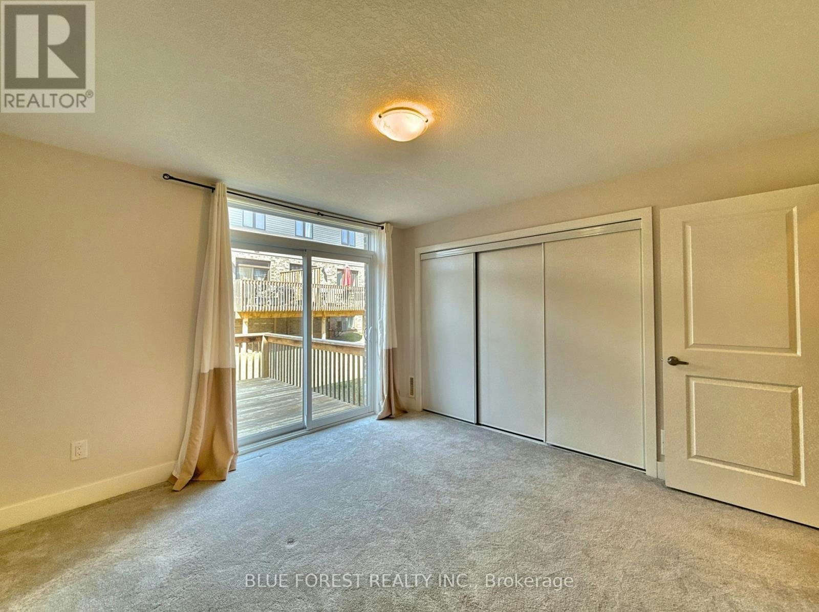 2112 Meadowgate Boulevard, London, ON, N6M 0H5 - 16