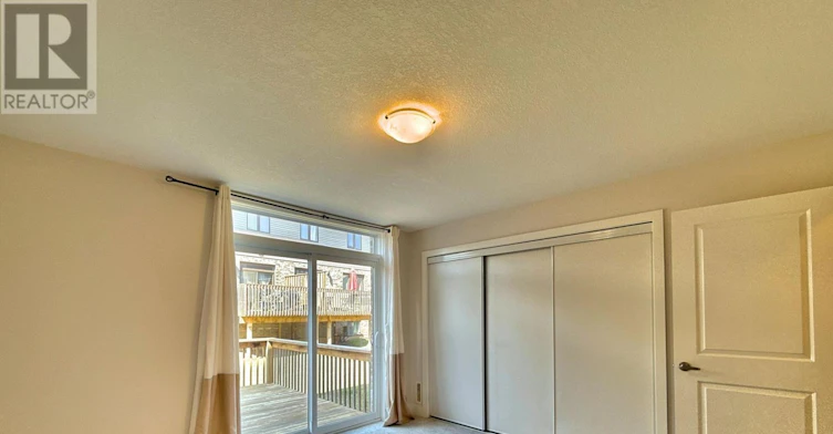 2112 Meadowgate Boulevard, London, ON, N6M 0H5 - 16