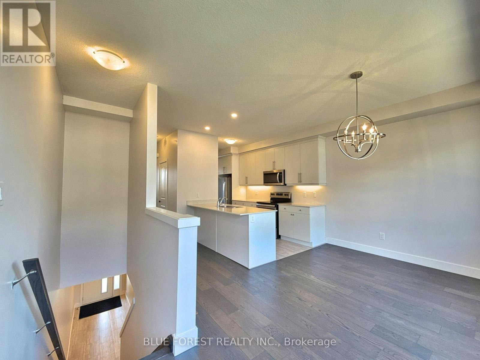 2112 Meadowgate Boulevard, London, ON, N6M 0H5 - 6