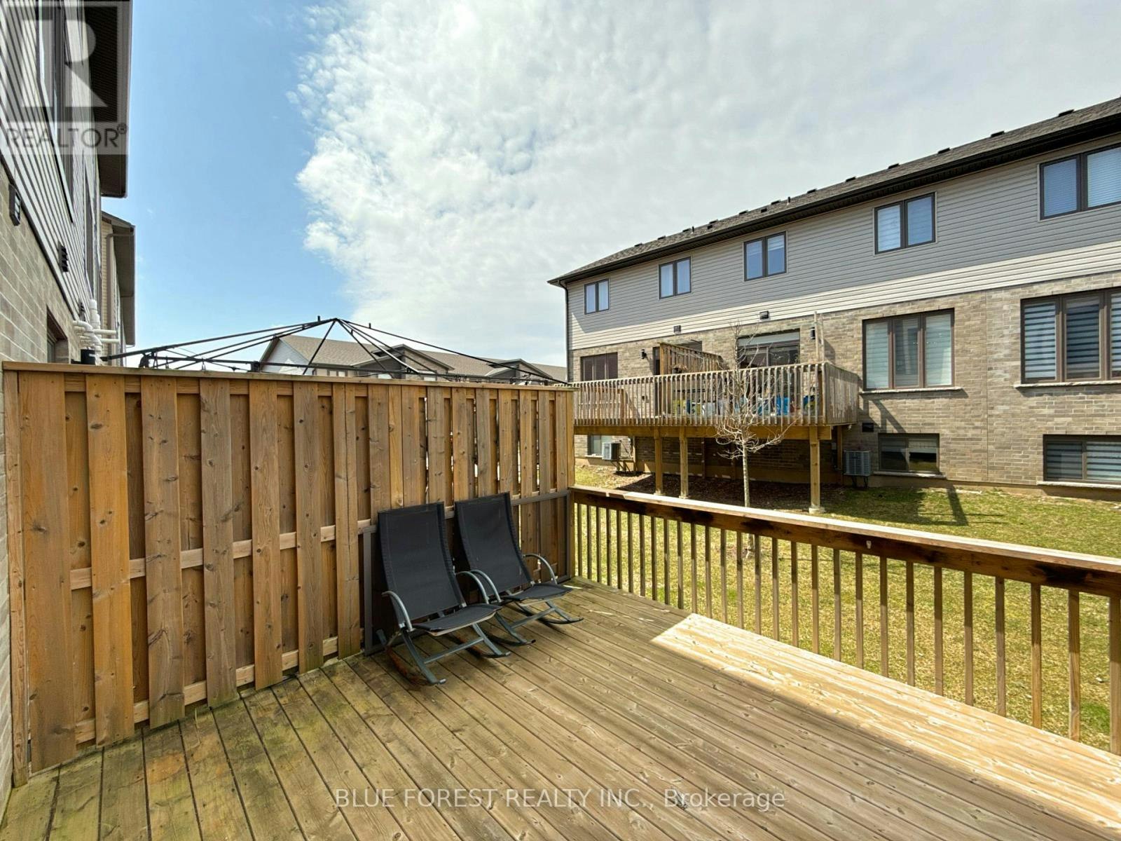 2112 Meadowgate Boulevard, London, ON, N6M 0H5 - 32