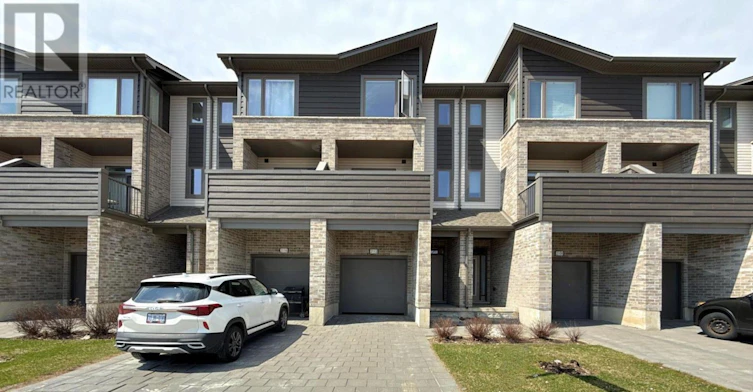 2112 Meadowgate Boulevard, London, ON, N6M 0H5