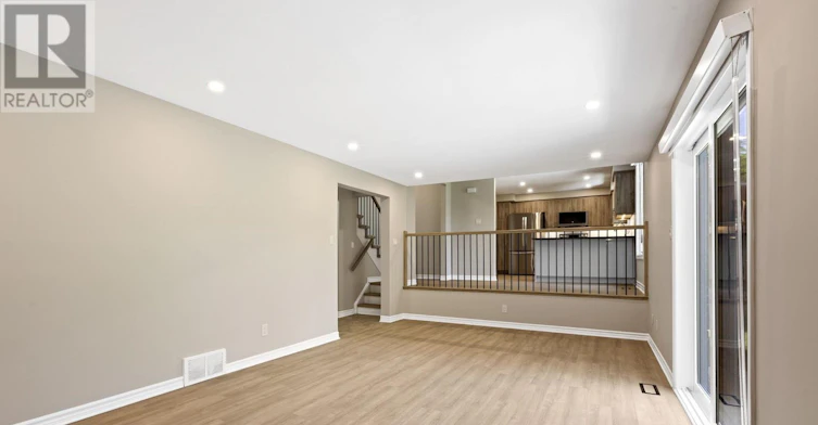 869 Maryland Avenue, Ottawa, ON, K2C 3L2 - 8