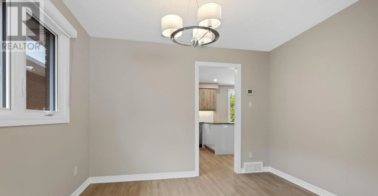 869 Maryland Avenue, Ottawa, ON, K2C 3L2 - 15