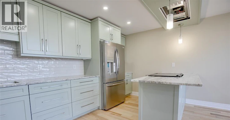 1607-111 Riverside Drive East, Windsor, ON, N9A 2S6 - 5