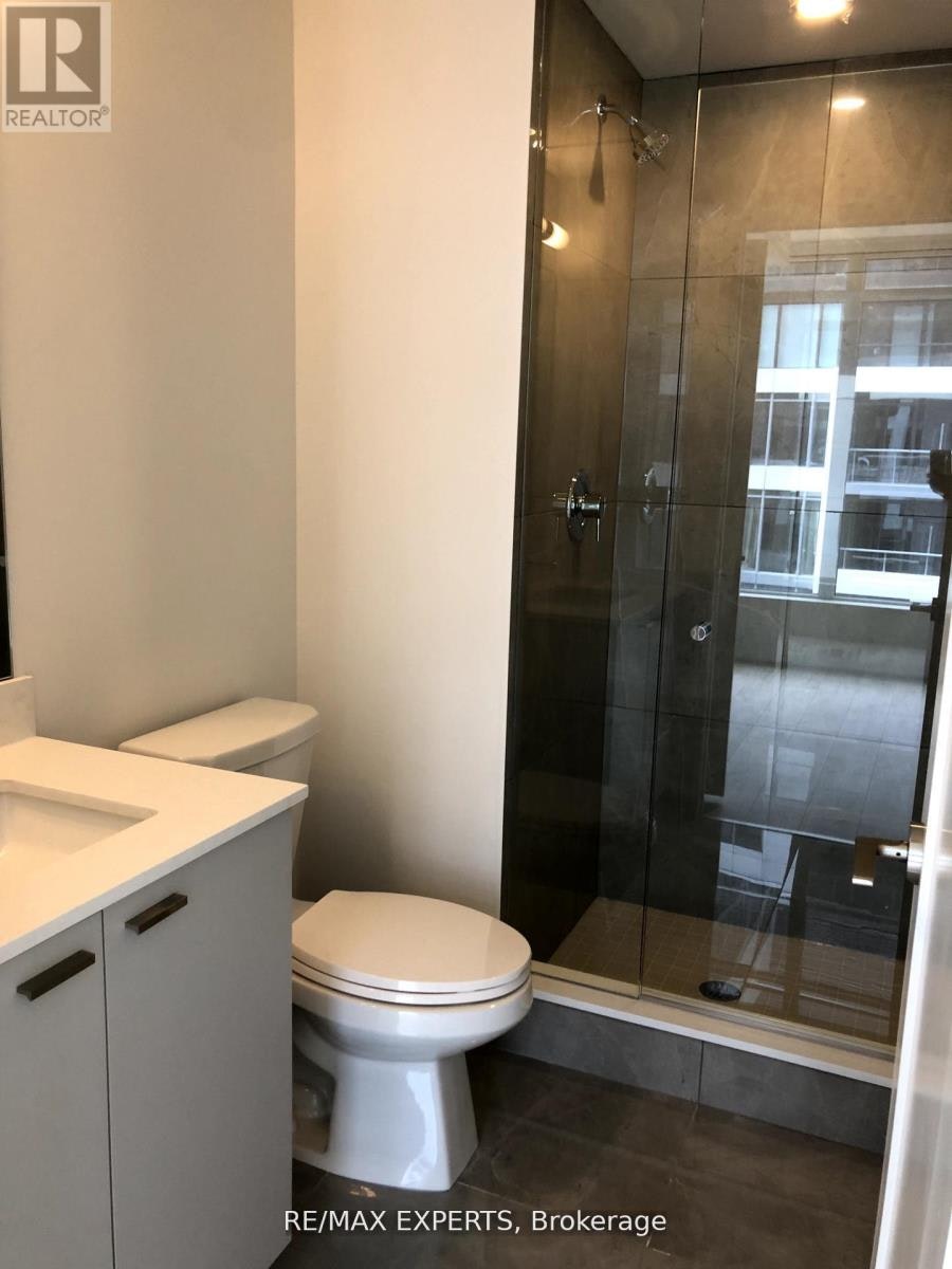 1214W-27 Bathurst Street, Toronto, ON, M5V 2P1 - 4