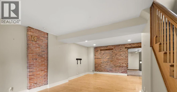 803 Monmouth Road, Windsor, ON, N8Y 3L5 - 7