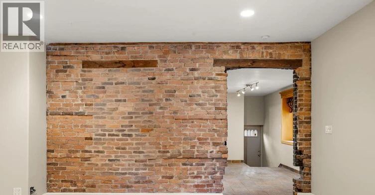 803 Monmouth Road, Windsor, ON, N8Y 3L5 - 10