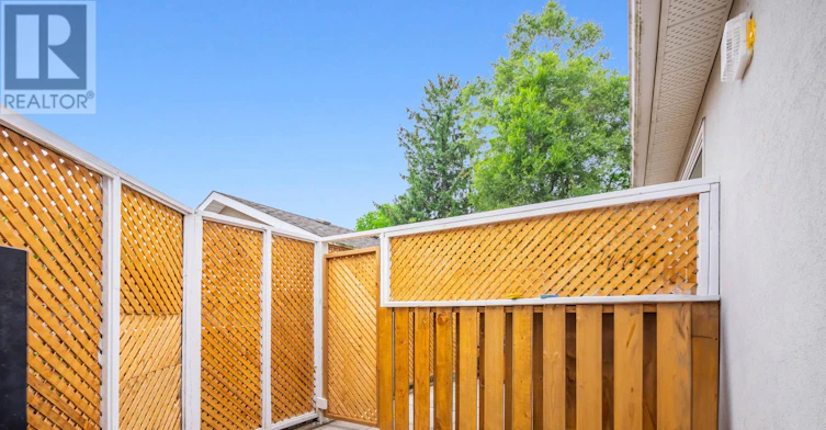 2-12 Gibson Avenue, Toronto, ON, M9V 2S6 - 9