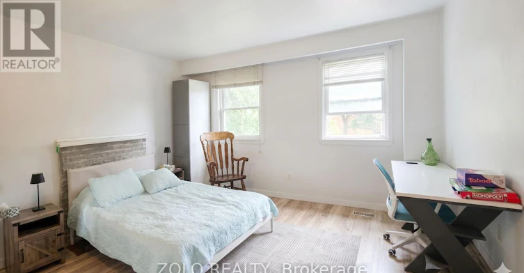 3-20 Bridesburg Drive, Toronto, ON, M9R 2K3