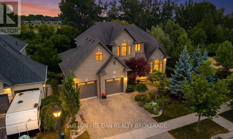 115 Pebblecreek Walk