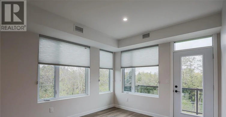 301-5992 Hazeldean Road, Ottawa, ON, K2S 1B9 - 9