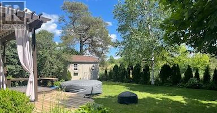 15 Enzo Crescent, Uxbridge, ON, L9P 1M2 - 12
