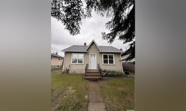 982 12th Street W