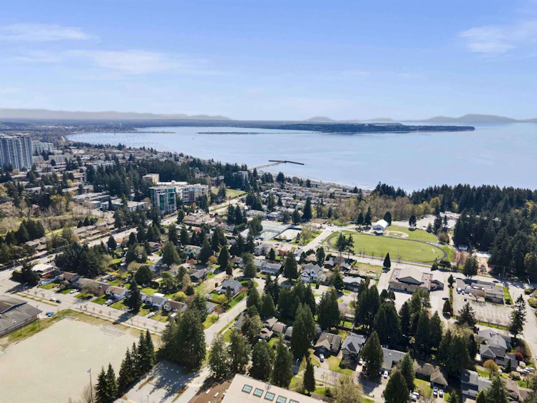 14704 16a Avenue, Surrey, BC, V4A 5M7 - 6