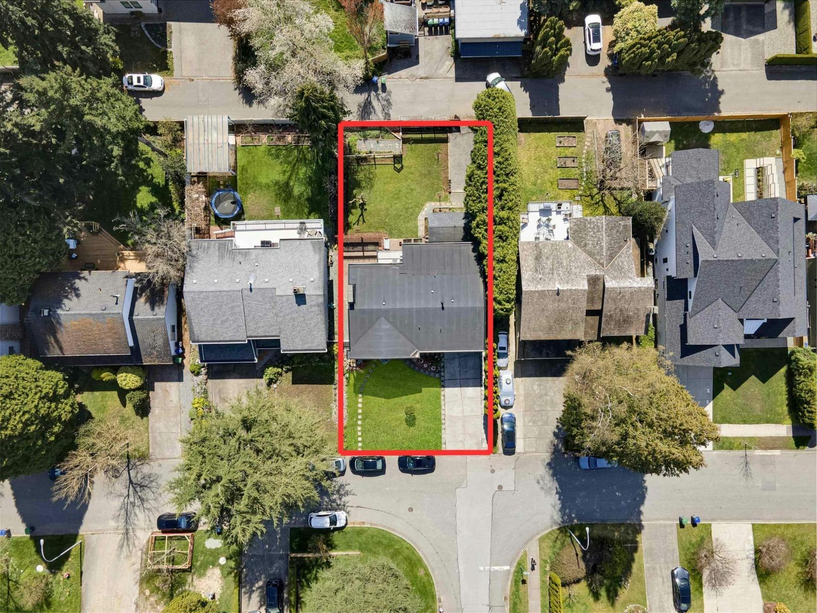 14704 16a Avenue, Surrey, BC, V4A 5M7