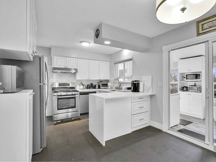 14704 16a Avenue, Surrey, BC, V4A 5M7 - 13