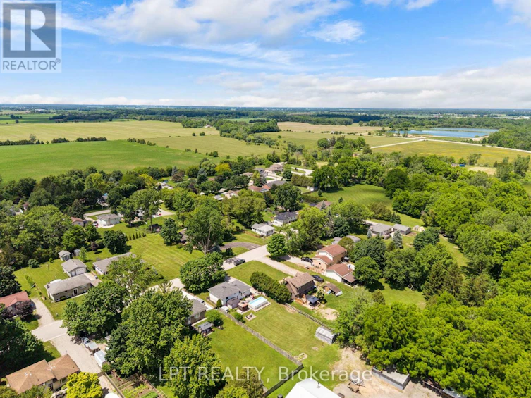 269 Richmond Street, North Middlesex, ON, N0M 2K0 - 36