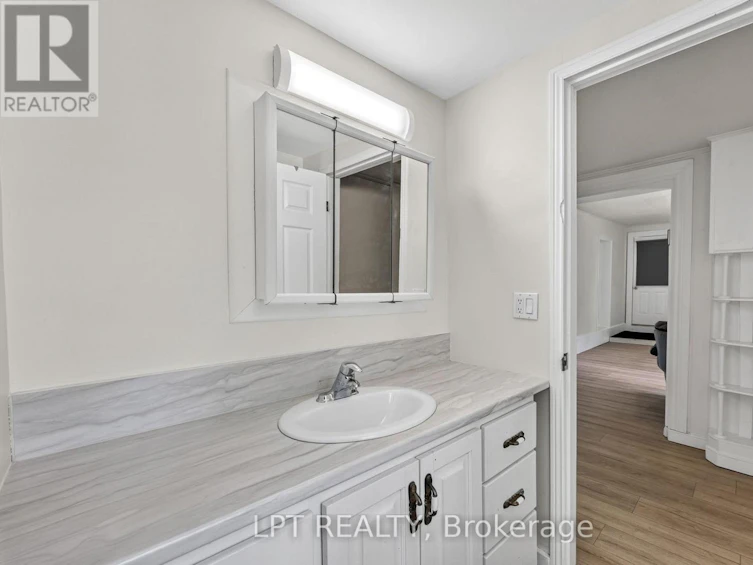 269 Richmond Street, North Middlesex, ON, N0M 2K0 - 13