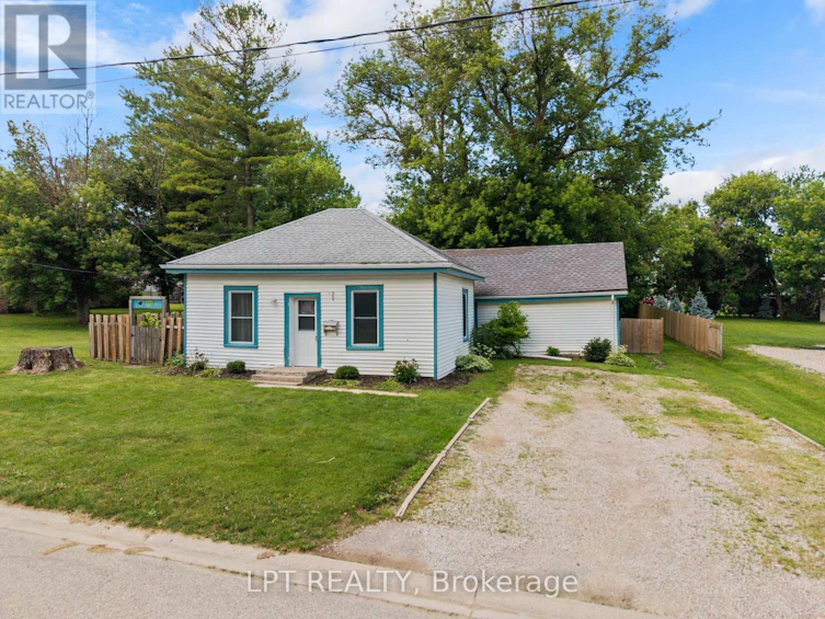 269 Richmond Street, North Middlesex, ON, N0M 2K0 - 32