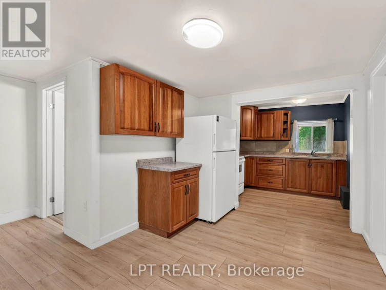 269 Richmond Street, North Middlesex, ON, N0M 2K0 - 14