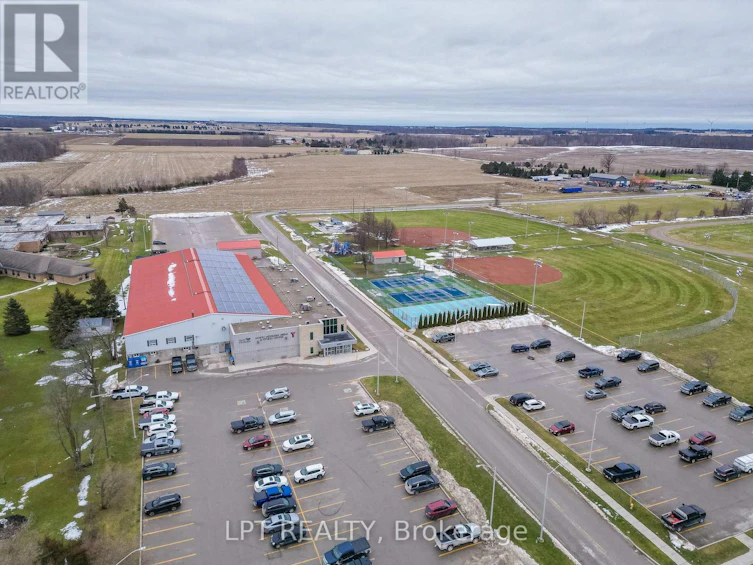 269 Richmond Street, North Middlesex, ON, N0M 2K0 - 44