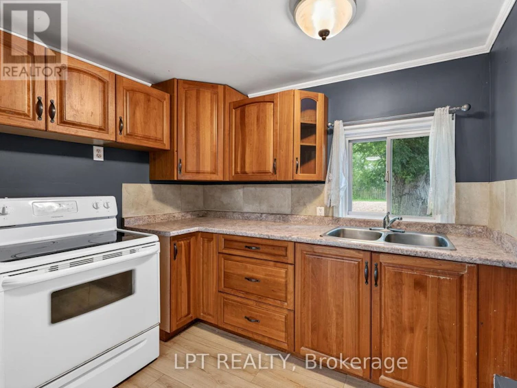 269 Richmond Street, North Middlesex, ON, N0M 2K0 - 15