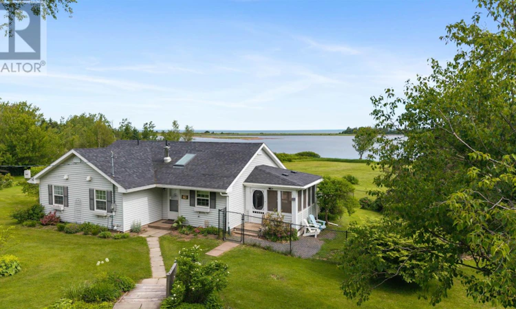 39 Arrow Head Crescent