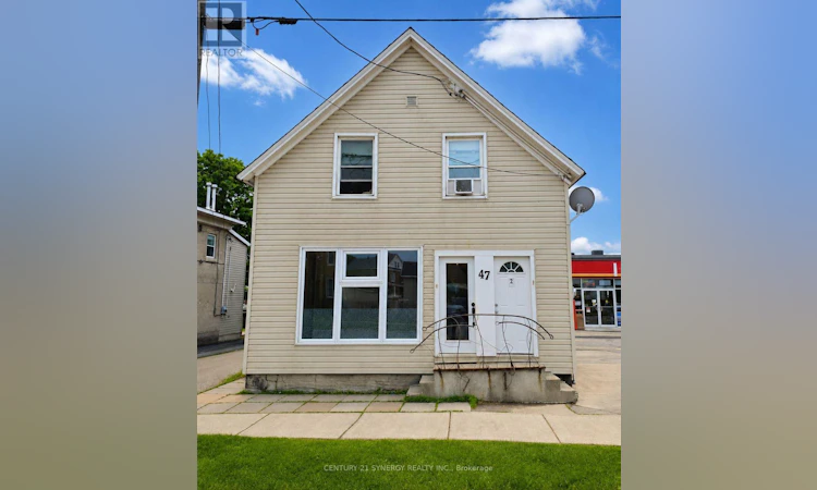 47 Main Street E