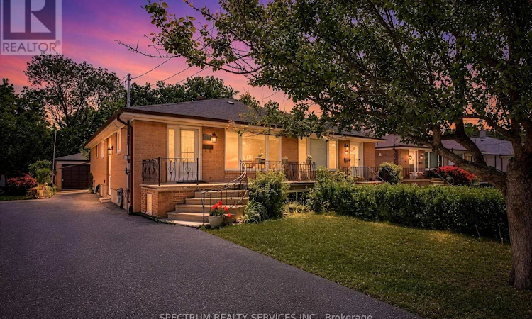 37 Newlin Crescent
