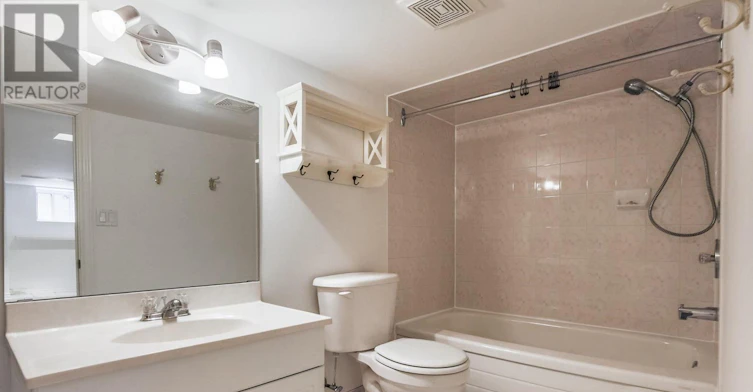 50 Massey Street, Toronto, ON, M6J 2T4 - 17