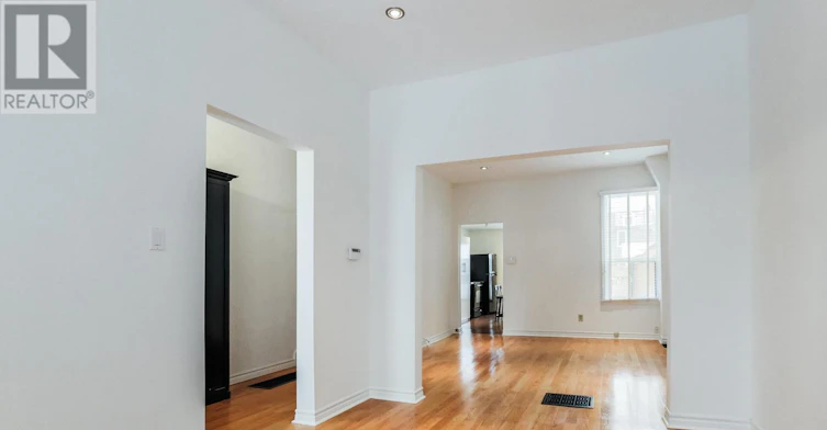 50 Massey Street, Toronto, ON, M6J 2T4 - 5
