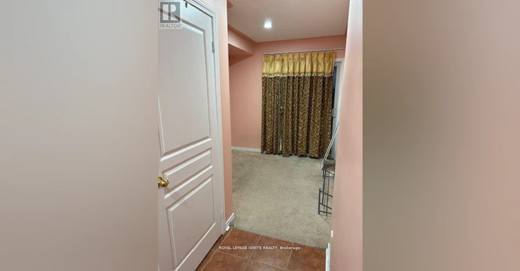 11 Curran Hall Crescent, Toronto, ON, M1G 0A1 - 7