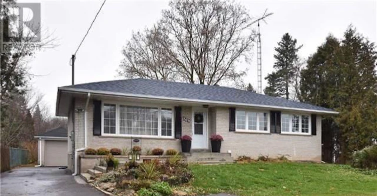 305 Sunset Main Level Boulevard, Whitchurch-Stouffville, ON, L4A 3A4