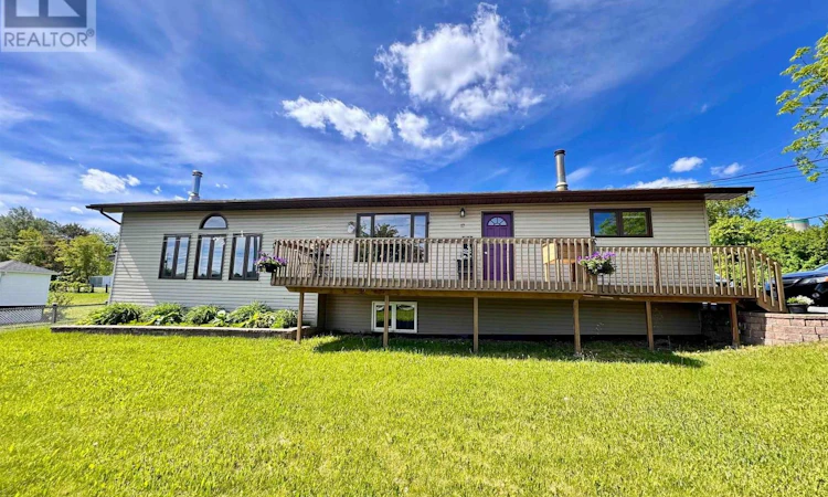17 Kenora Road