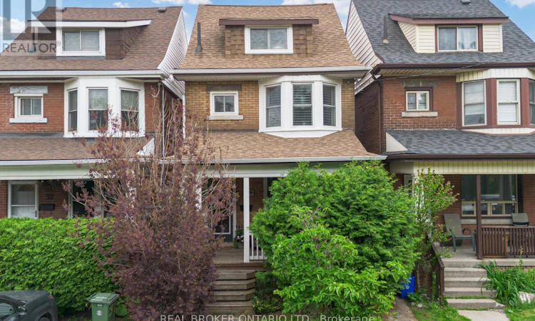 39 East Bend Avenue S