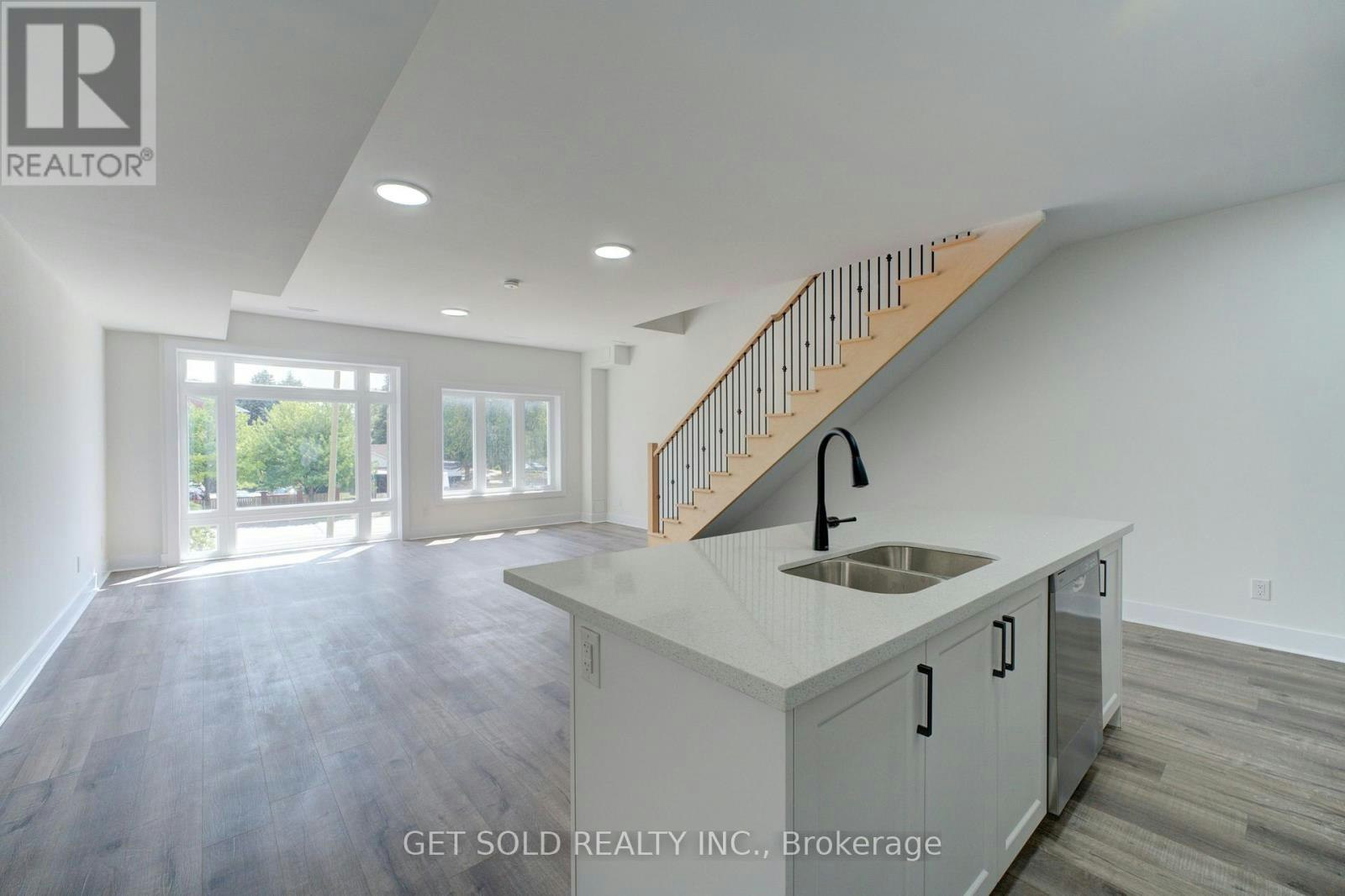 12-6701 Thorold Stone Road, Niagara Falls, ON, L2J 1B3