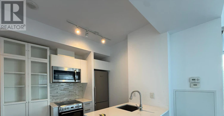 2609-42 Charles Street E, Toronto, ON, M4Y 0B7 - 2