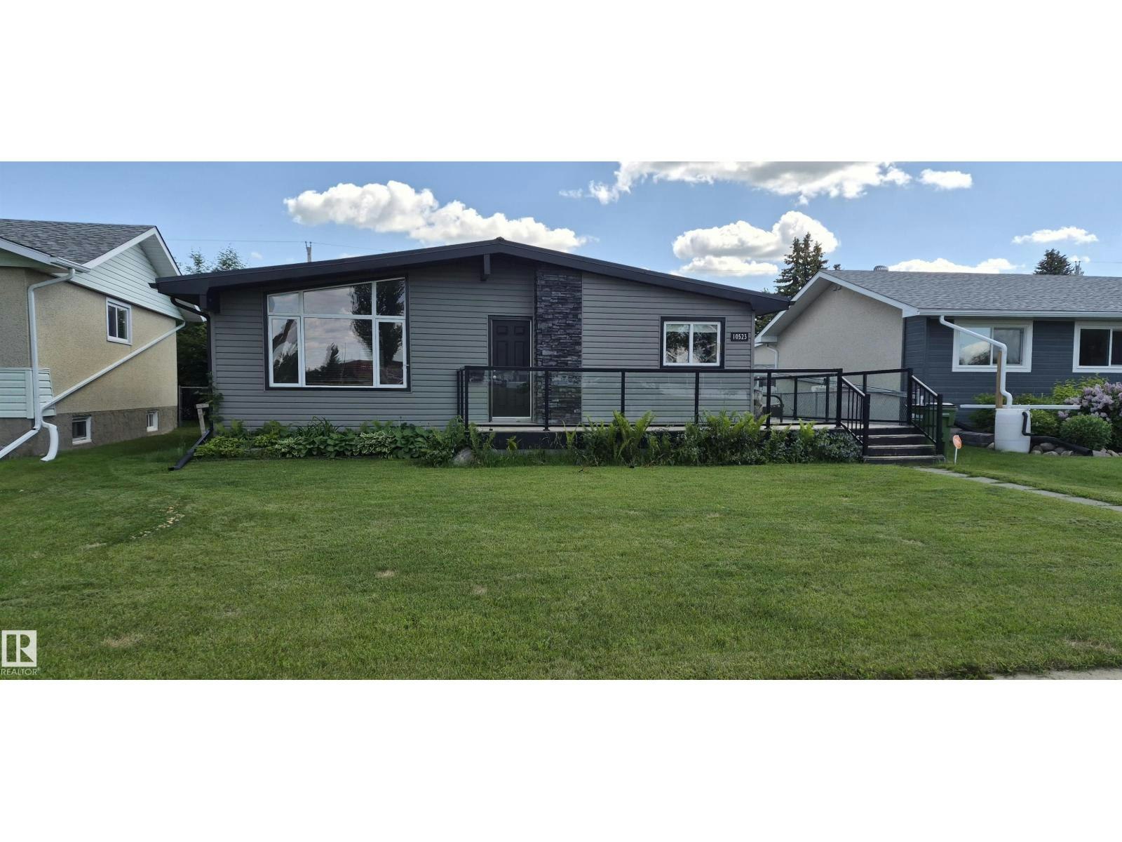 10523 105 Street, Westlock, AB, T7P 1M3