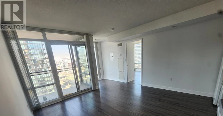 2212-25 Telegram Mews, Toronto, ON, M5V 3Z1 - 3