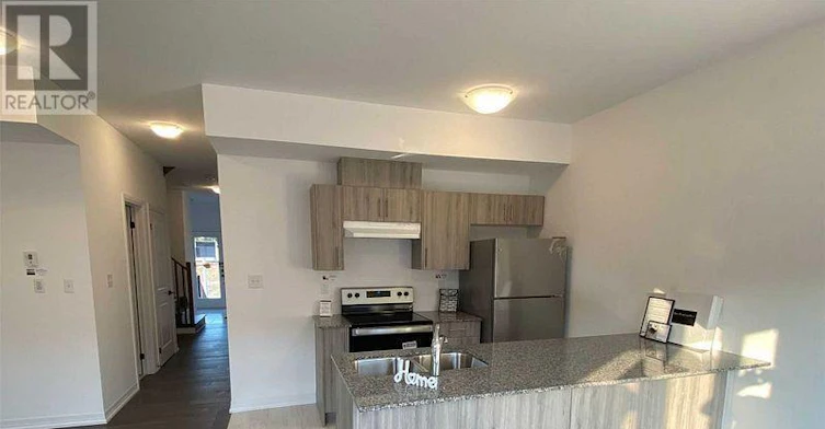 135 Turnberry Lane, Barrie, ON, L9J 0M8 - 8