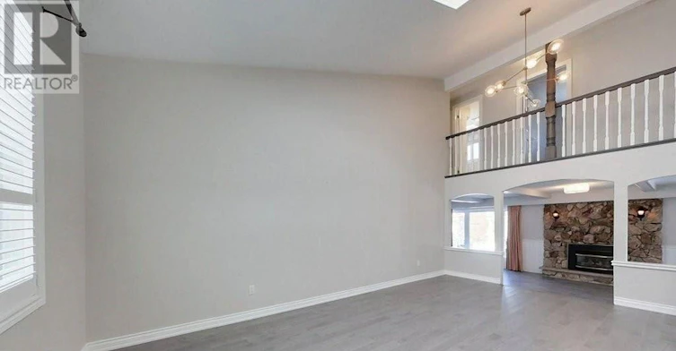 141 Castle Crescent, Oakville, ON, L6J 5H4 - 2