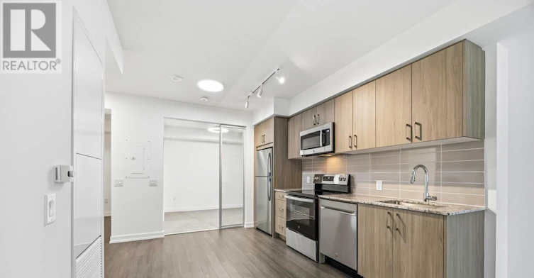 320-4010 Eglinton Avenue W, Toronto, ON, M9P 1A6 - 16