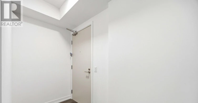 320-4010 Eglinton Avenue W, Toronto, ON, M9P 1A6 - 6