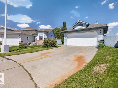3907 33 Street NW - 5