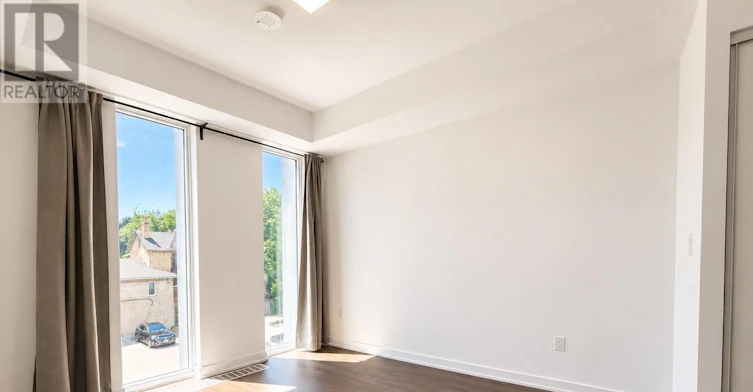 315-50 Mccaul Street, Toronto, ON, M5T 1V9 - 10