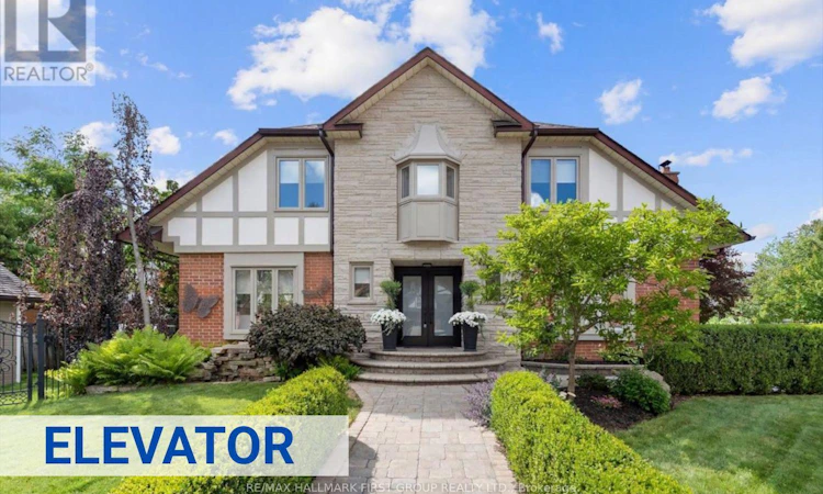 986 Mountcastle Crescent