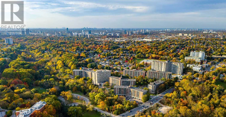 201-8 Park Vista Drive, Toronto, ON, M4B 1A3 - 25