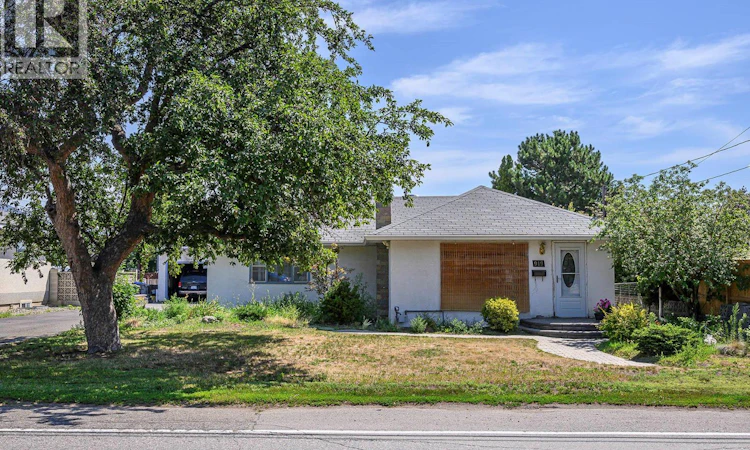 919 Schreiner Street