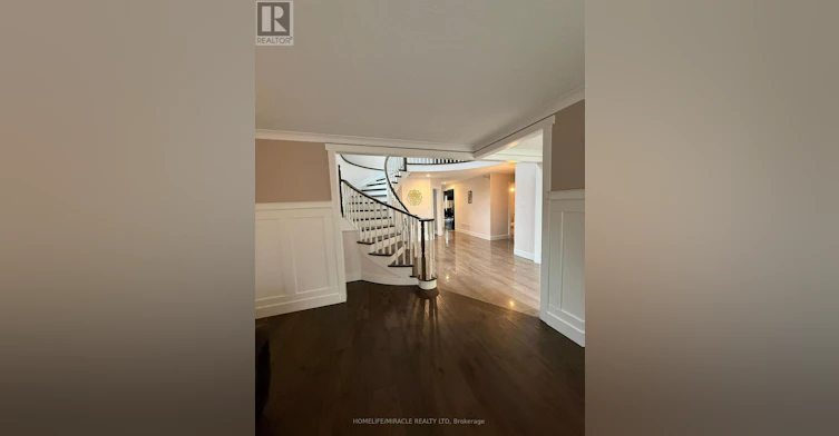 2133 Heidi Avenue, Burlington, ON, L7M 3P4 - 2