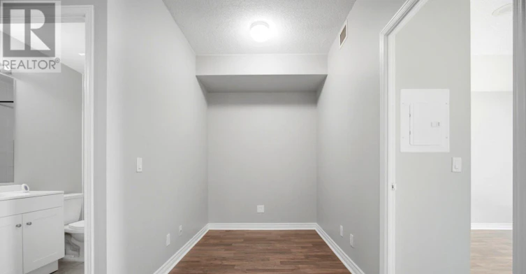 212-339 Rathburn Road W, Mississauga, ON, L5B 0K6 - 15